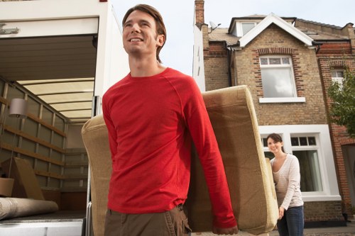 Local house moving service supporting Canonbury residents