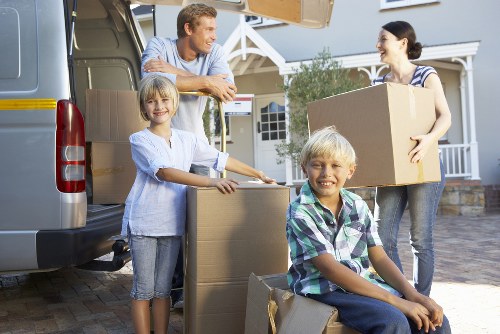 Office relocation and transport services in Canonbury